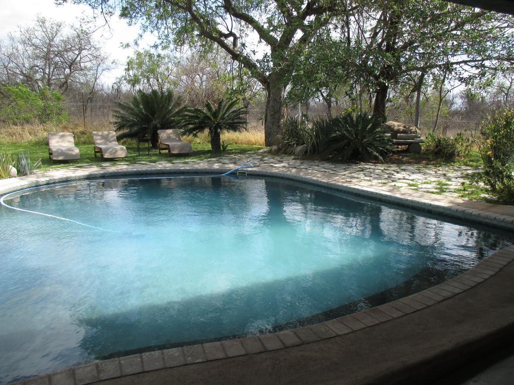 Tingala Lodge - Bed In The Bush ファラボルワ エクステリア 写真