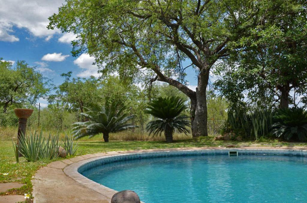 Tingala Lodge - Bed In The Bush ファラボルワ エクステリア 写真
