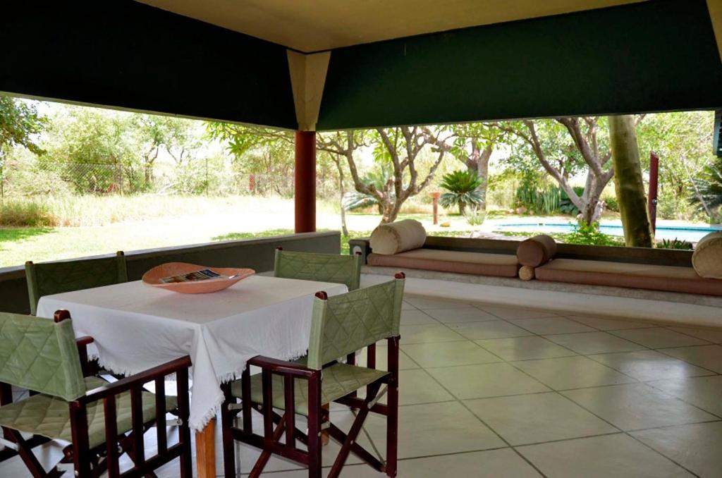 Tingala Lodge - Bed In The Bush ファラボルワ エクステリア 写真
