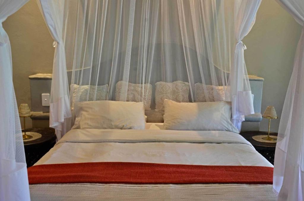 Tingala Lodge - Bed In The Bush ファラボルワ 部屋 写真