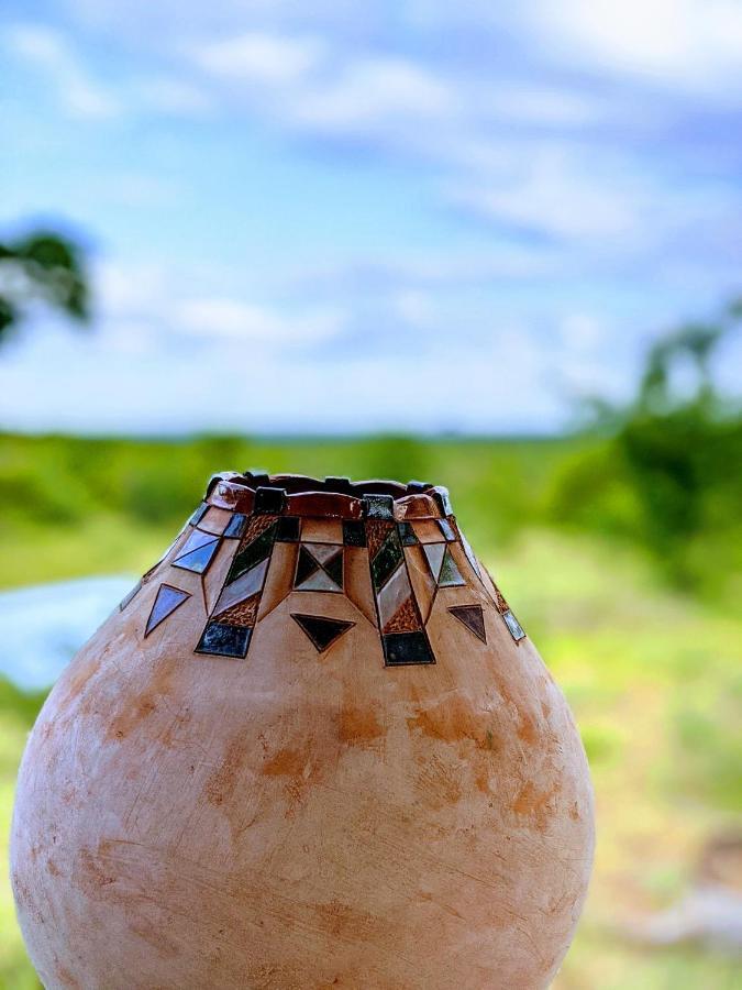 Tingala Lodge - Bed In The Bush ファラボルワ エクステリア 写真