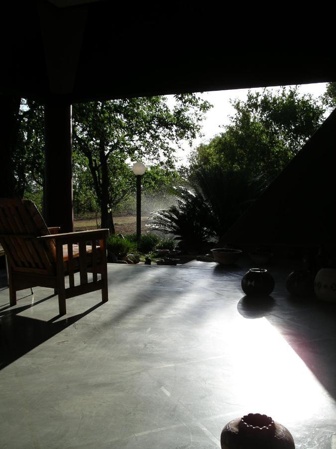 Tingala Lodge - Bed In The Bush ファラボルワ エクステリア 写真